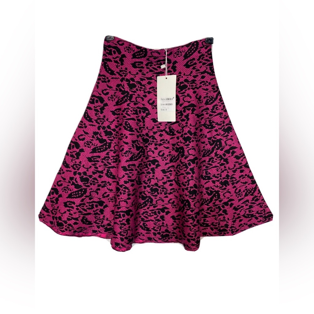 Lucy & Co Rosered Knit A Line Skater Skirt Womens Sz L Stretch $50 NWT!